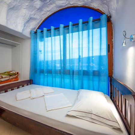 Hotel Shpella Berat Luaran gambar
